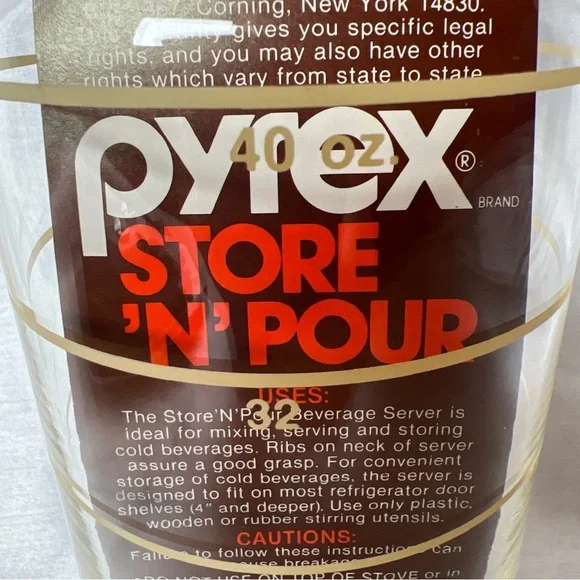 Vintage Pyrex 24oz Store‎ N Pour glass storage juice / Milk / liquid container - Picture 4 of 8